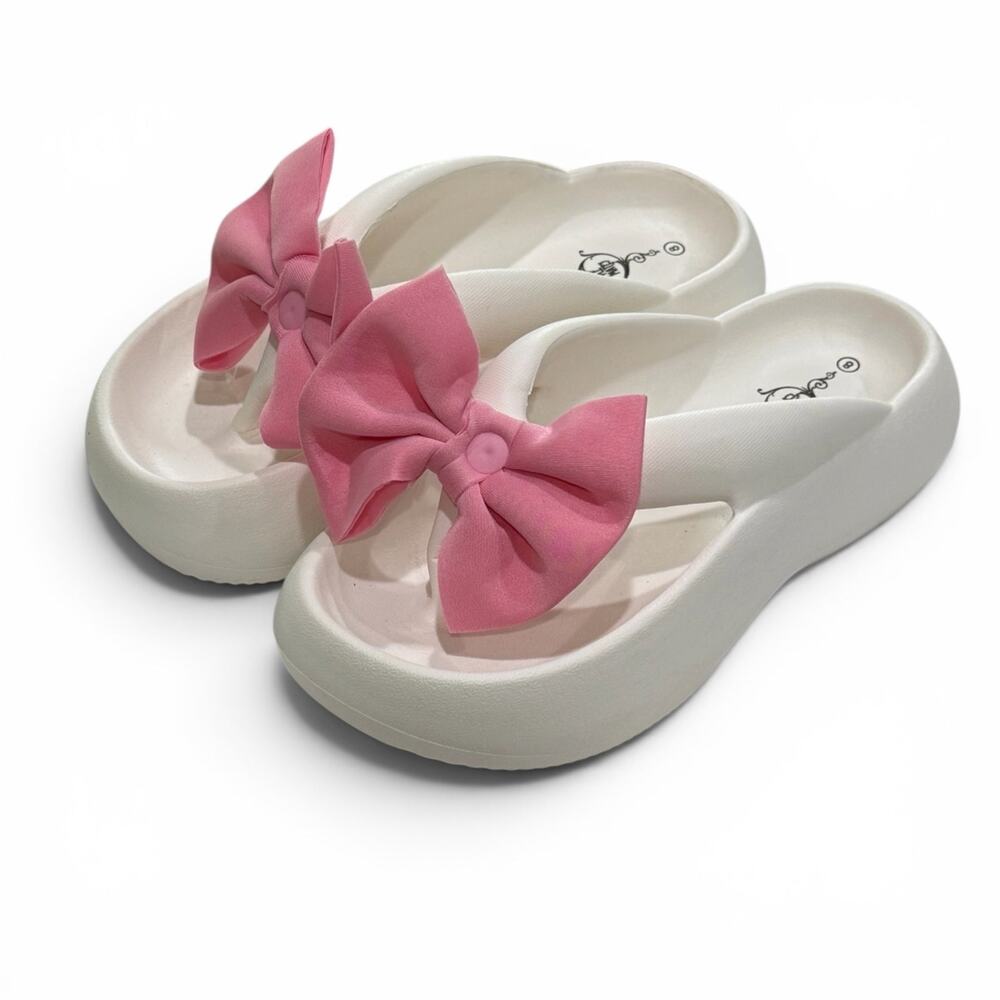 Women's White Flip Flops With Pink Bow -